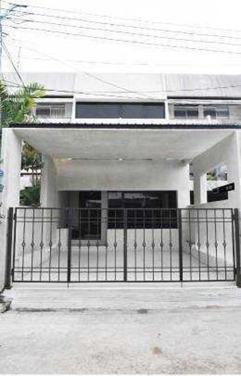 ทุ่งมหาเมฆ เขตสาทร กรุงเทพมหานคร