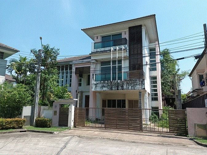 https://bangkok.ohoproperty.com/188280/ธนาคารกรุงเทพ/ขายบ้าน/คันนายาว/คันนายาว/กรุงเทพมหานคร/
